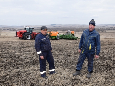 Механизаторы, посев