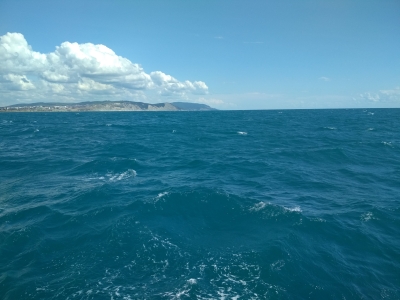 Море