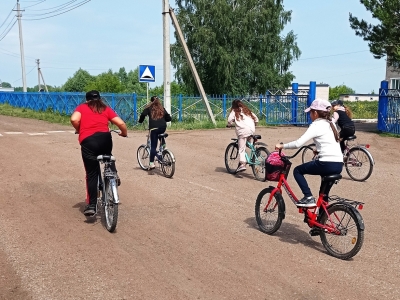 Дети на велосипедах