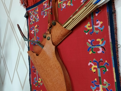 Налучник (һаҙаҡ) и Колчан (уҡ һаҙаҡ)