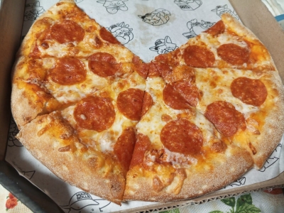 Пицца, роллы