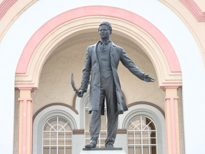 Памятник Тукаю